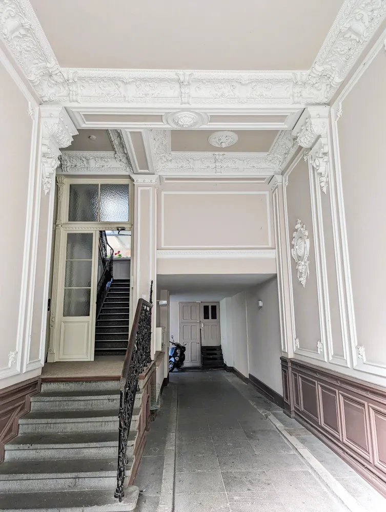 5 room apartment with 200 m² in Wiesbaden – Photo 2