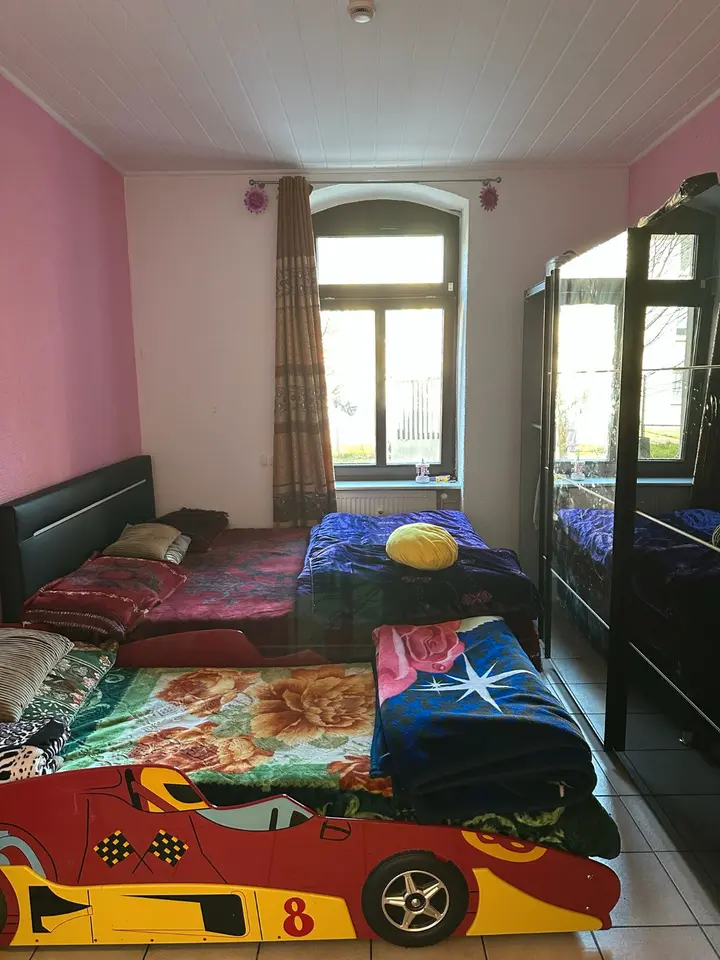 5 Zimmer Wohnung mit 96 m² in Kassel – Bild 2