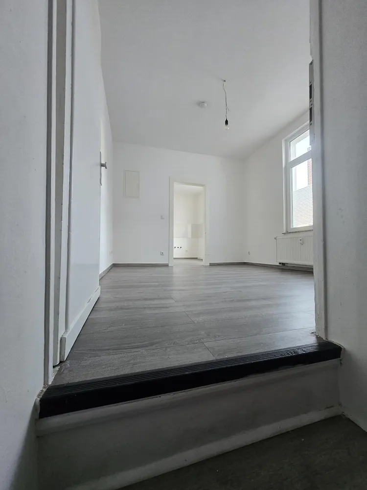 2 room apartment with 42 m² in Duisburg – Photo 1