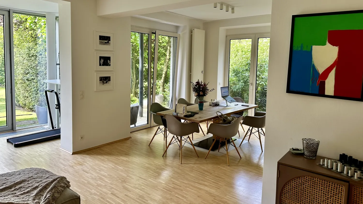 4 Zimmer Wohnung mit 146 m² in Düsseldorf – Bild 2