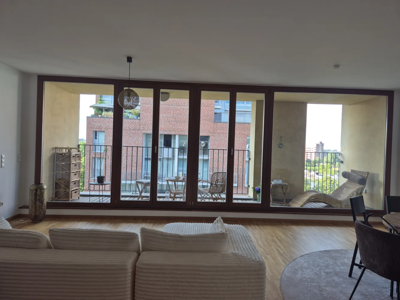 3 Zimmer Wohnung mit 92 m² in Frankfurt am Main – Bild 1