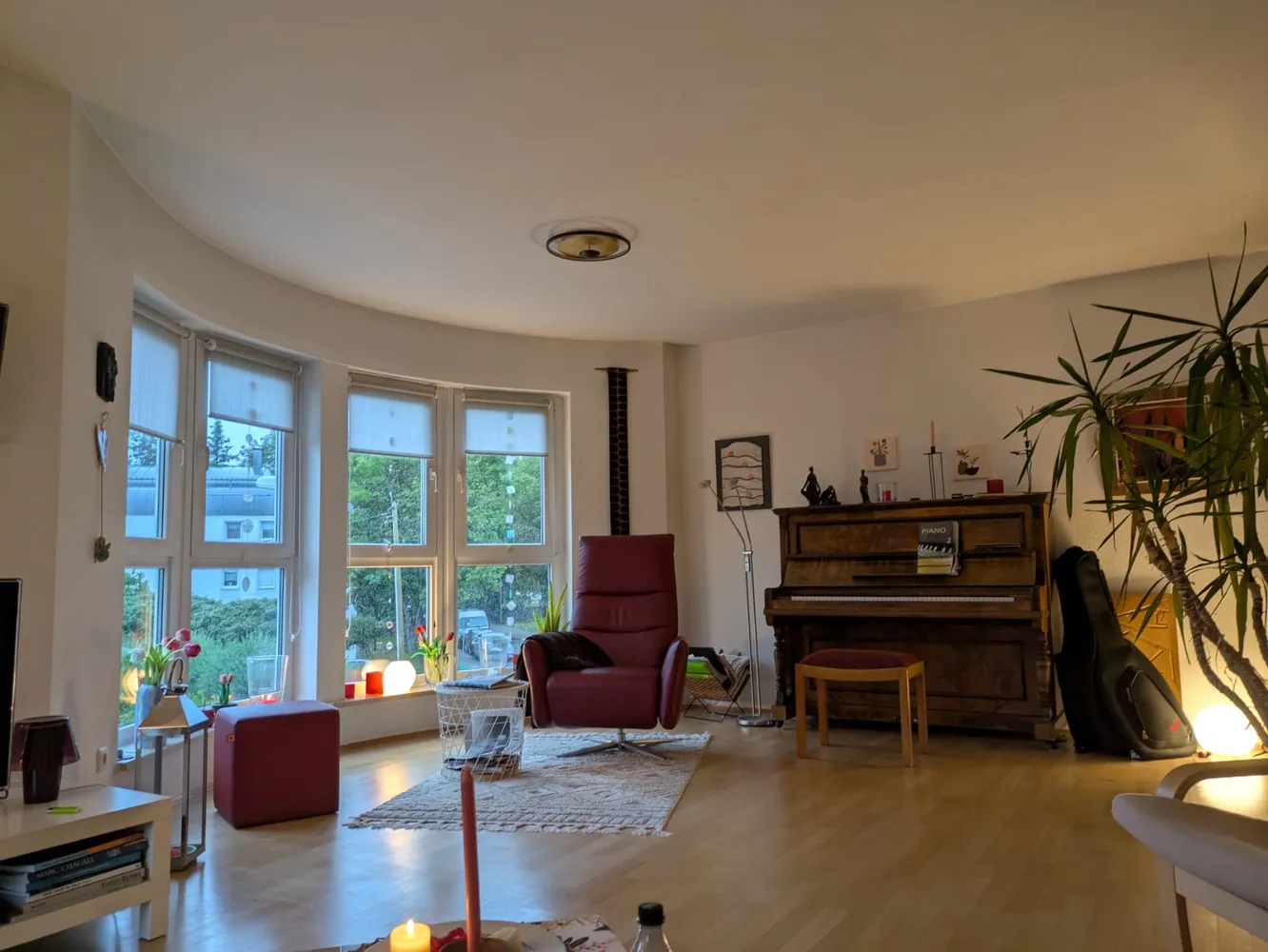 2 Zimmer Wohnung mit 90 m² in Chemnitz – Bild 1