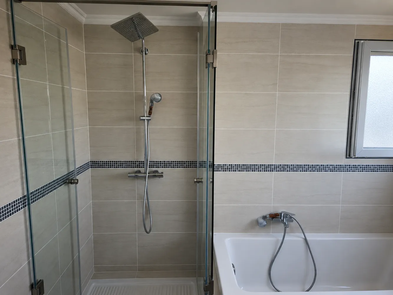 4 Zimmer Wohnung mit 125 m² in Kehl – Bild 9