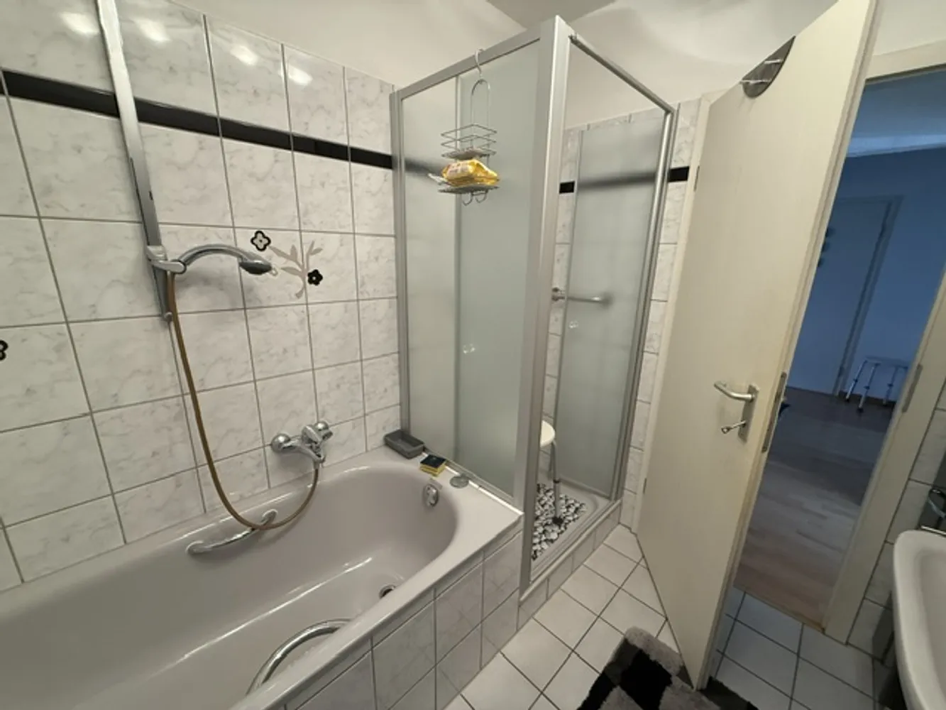 3 Zimmer Wohnung mit 110 m² in Duisburg – Bild 8