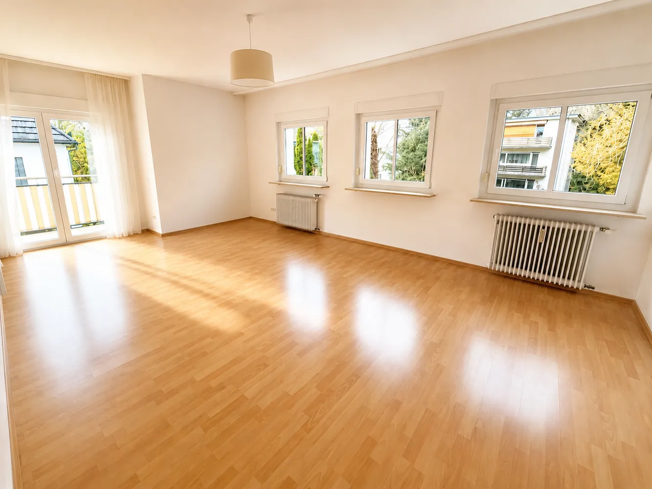 2 Zimmer Wohnung mit 80 m² in Wiesbaden – Bild 2