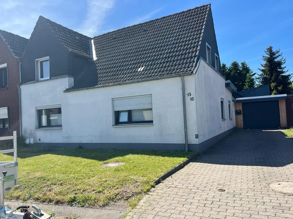 6 Zimmer Haus mit 125 m² in Lübeck – Bild 2