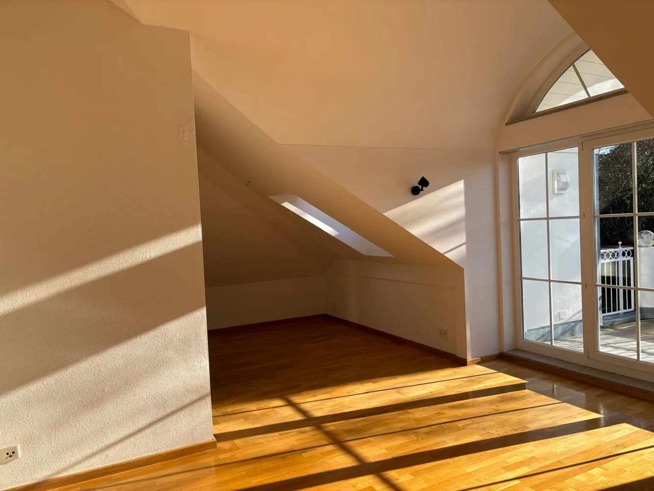 2 room apartment with 72 m² in Munich – Photo 8