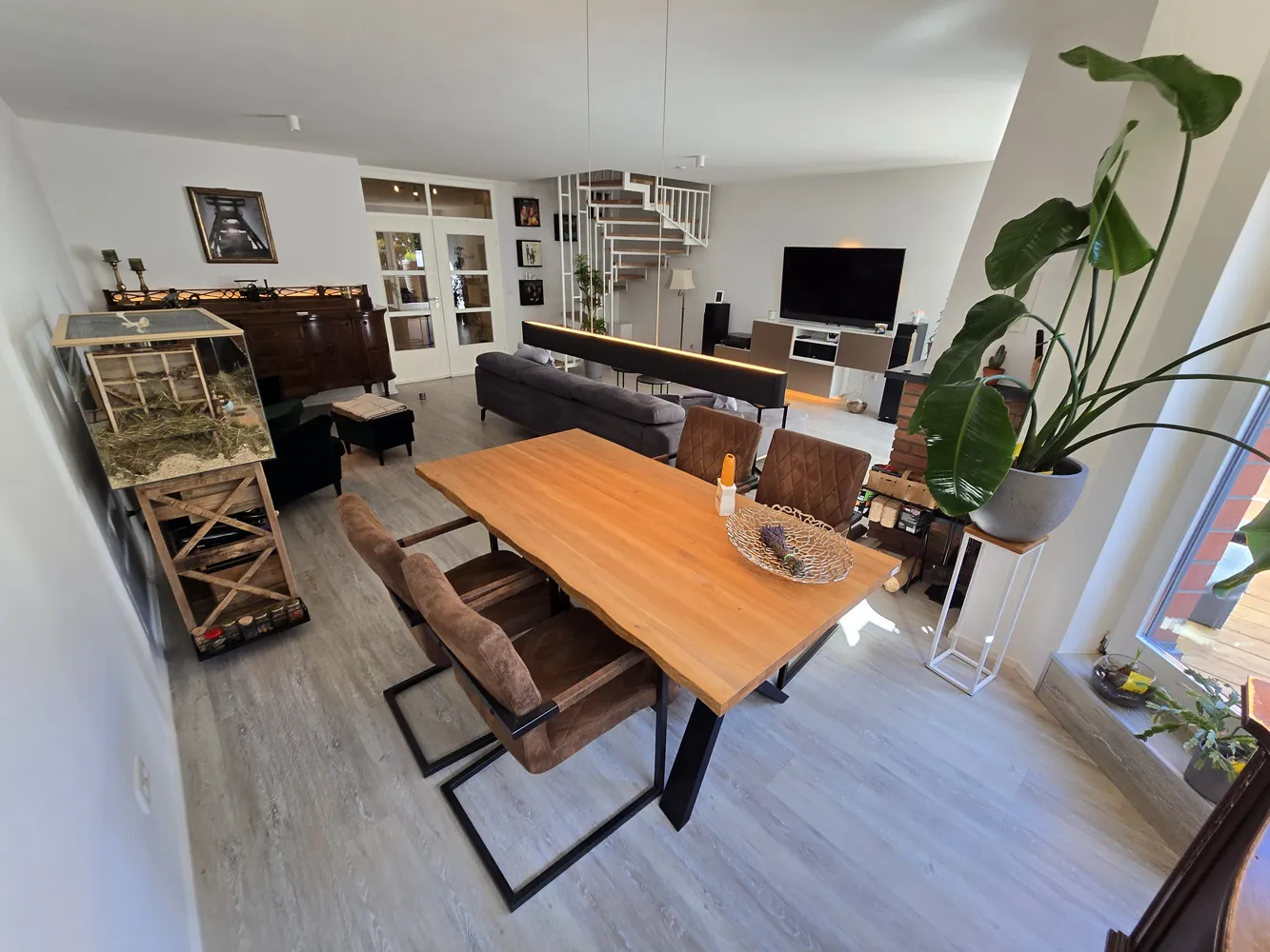 3 room apartment with 120 m² in Düsseldorf – Photo 1