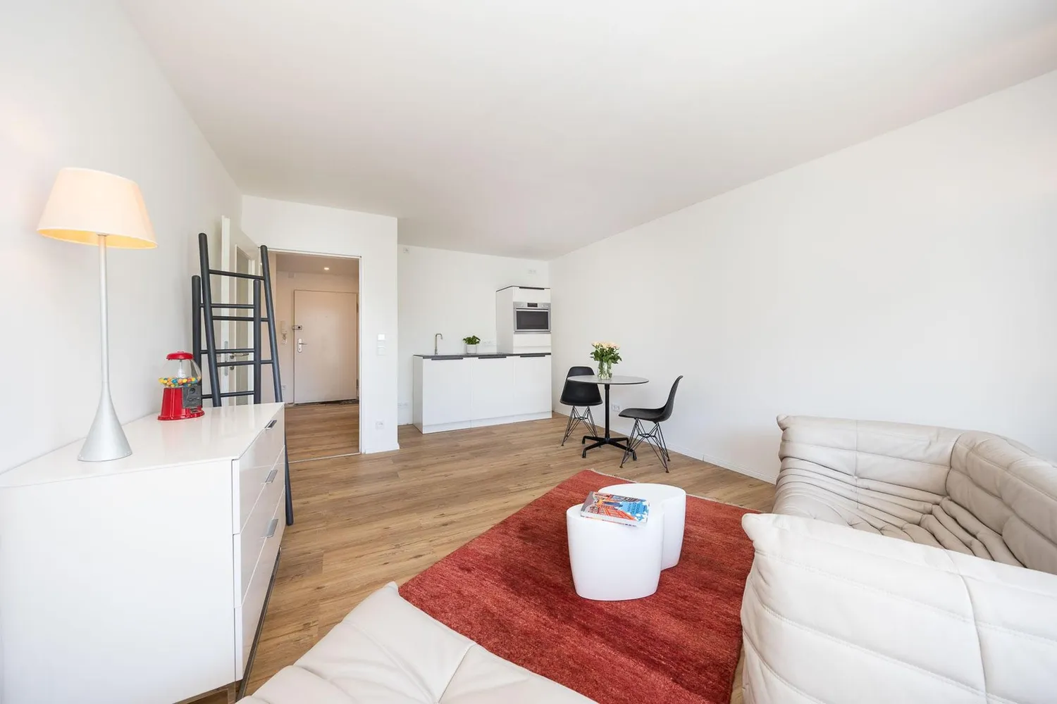 2 Zimmer Wohnung mit 42 m² in München – Bild 6