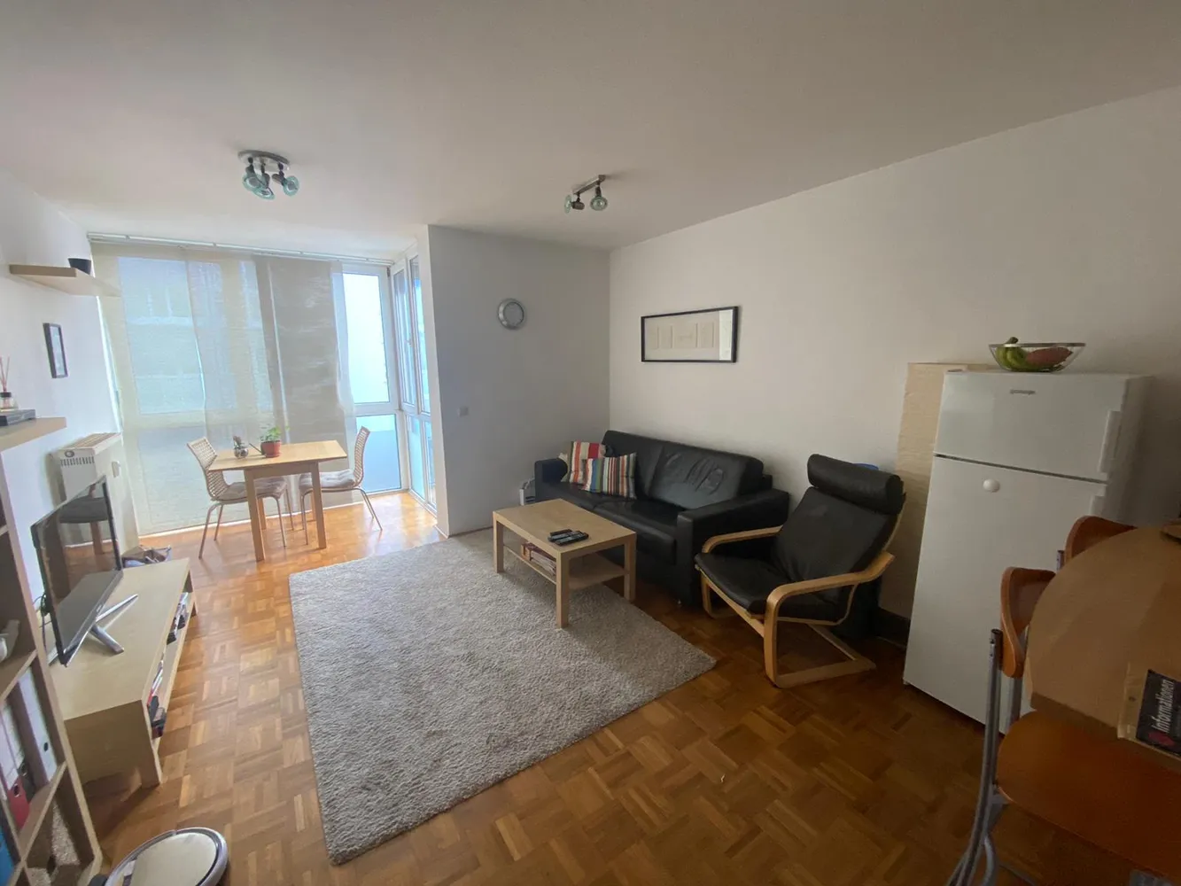 2 Zimmer Wohnung mit 55 m² in Wiesbaden – Bild 3