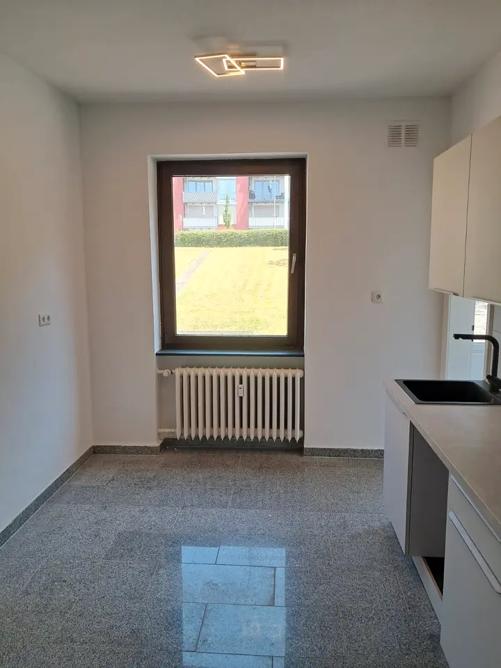 4 Zimmer Wohnung mit 108 m² in Koblenz – Bild 2