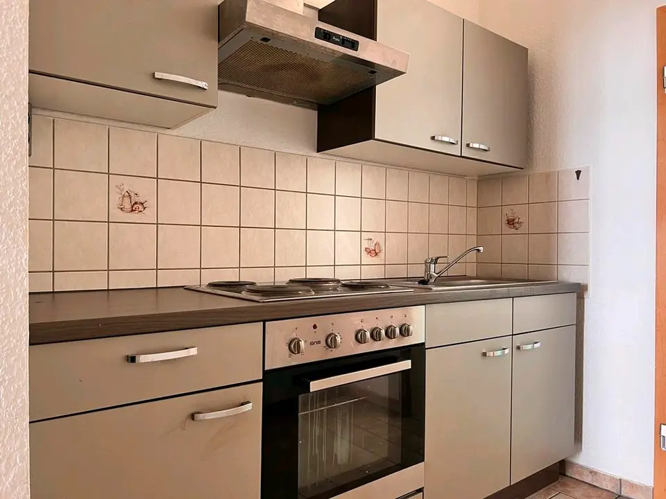 2 Zimmer Wohnung mit 30 m² in Plauen – Bild 2