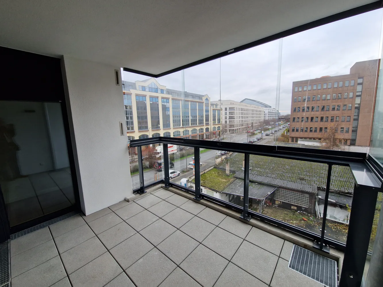 3 Zimmer Wohnung mit 82 m² in Frankfurt am Main – Bild 7