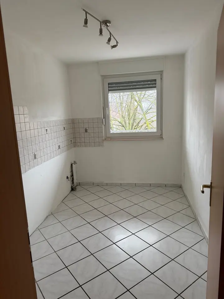 4 Zimmer Wohnung mit 79 m² in Duisburg – Bild 2