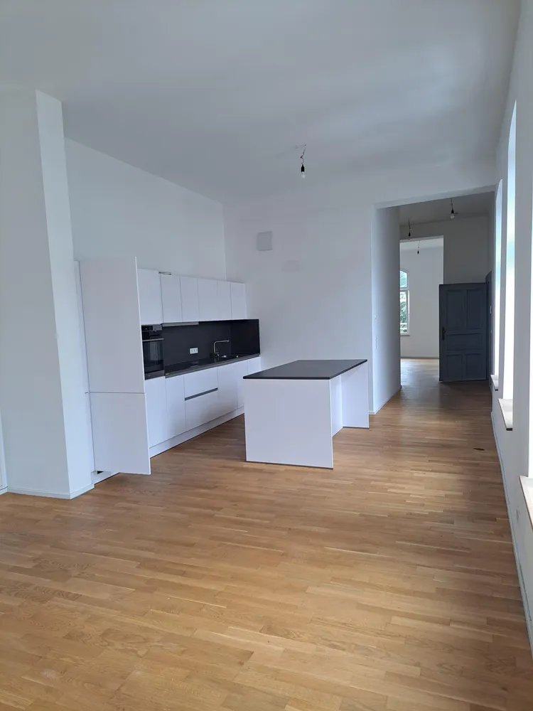 4 Zimmer Wohnung mit 109 m² in Krefeld – Bild 3