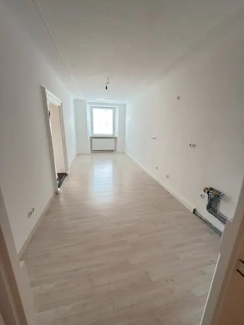 4 Zimmer Wohnung mit 160 m² in Straubing – Bild 3