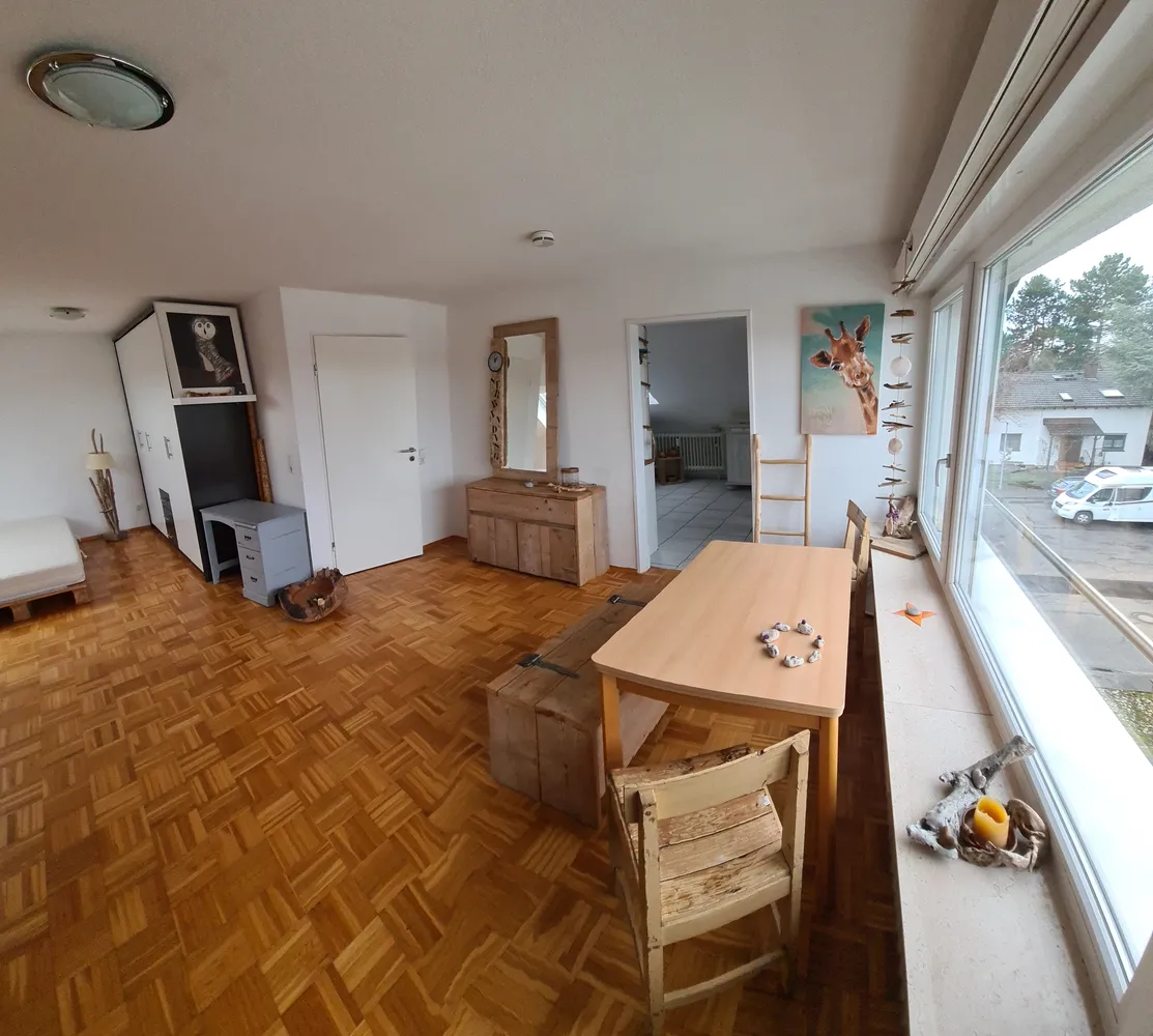 1 Zimmer Wohnung mit 35 m² in Karlsruhe – Bild 2