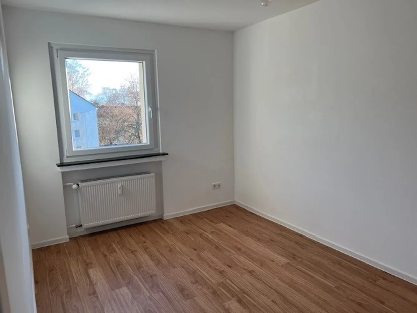 2 Zimmer Wohnung mit 58 m² in Wiesbaden – Bild 2
