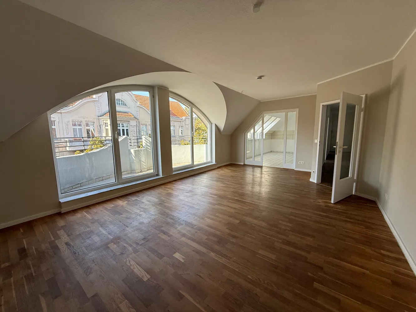 4 Zimmer Wohnung mit 148 m² in Berlin – Bild 12