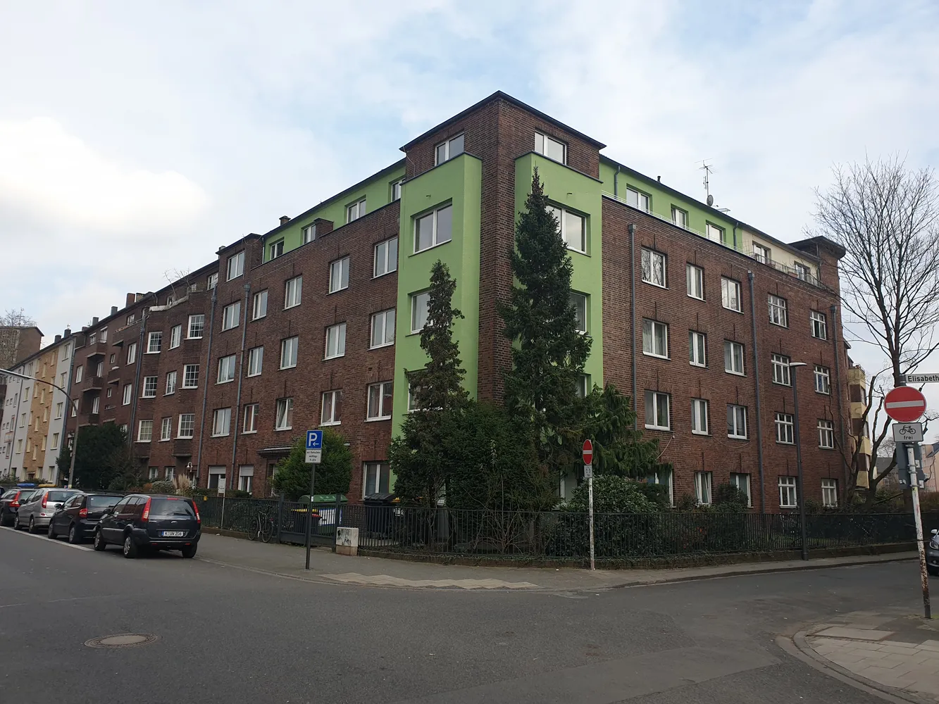 4 Zimmer Wohnung mit 107 m² in Köln – Bild 1