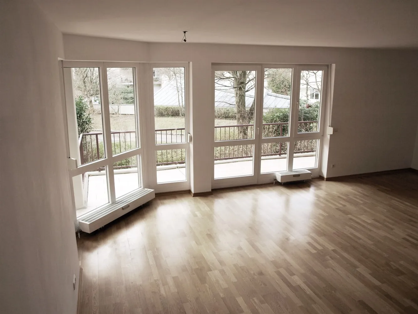 4 Zimmer Wohnung mit 147 m² in München – Bild 1