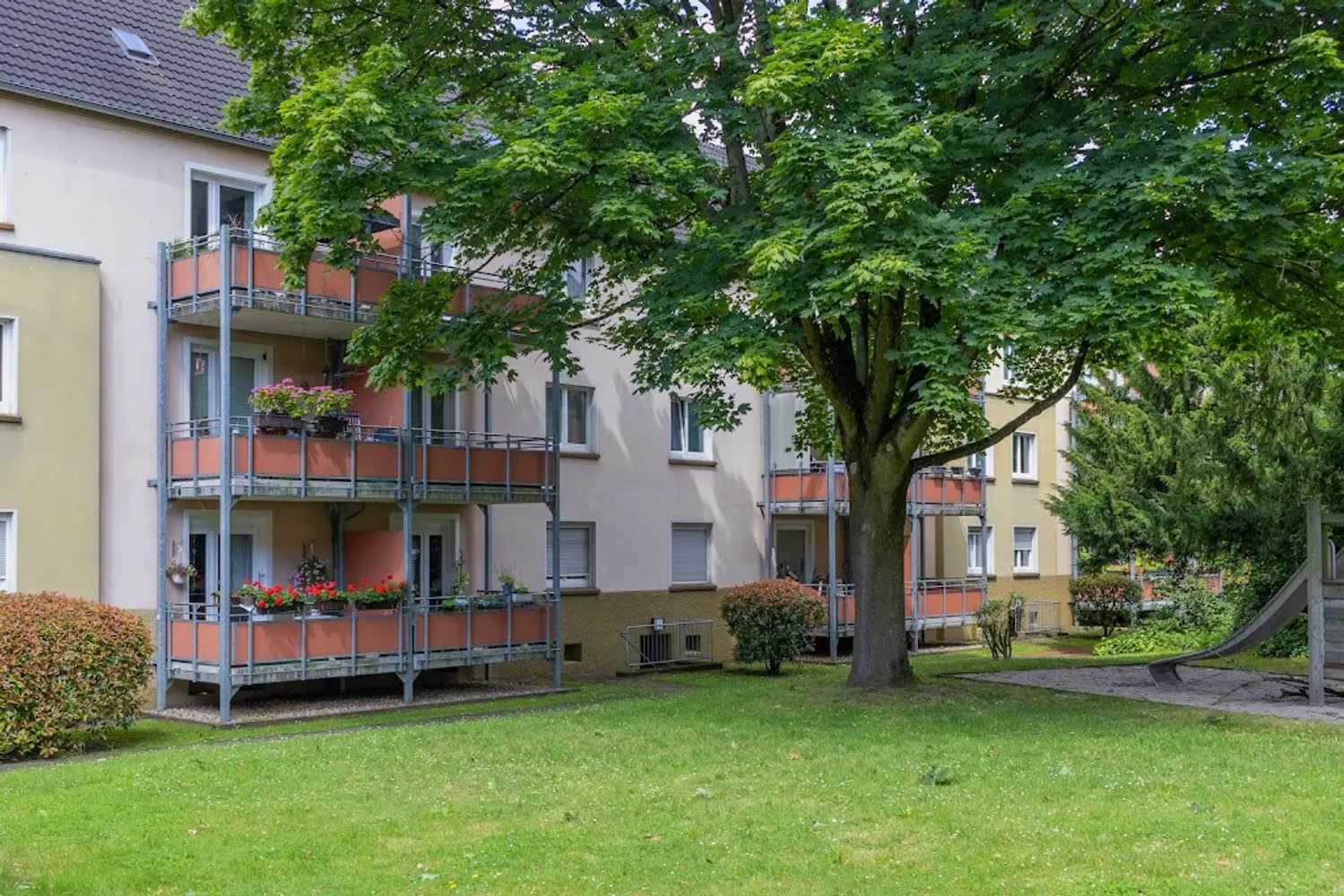2 Zimmer Wohnung mit 60 m² in Essen – Bild 1
