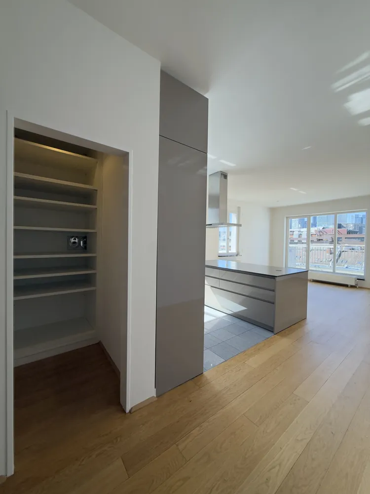 4 Zimmer Wohnung mit 247 m² in Frankfurt am Main – Bild 10
