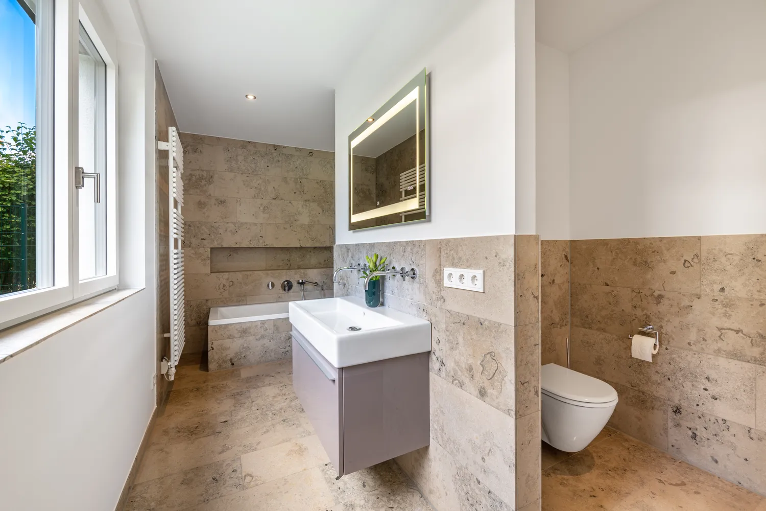 5 room apartment with 170 m² in Munich – Photo 12