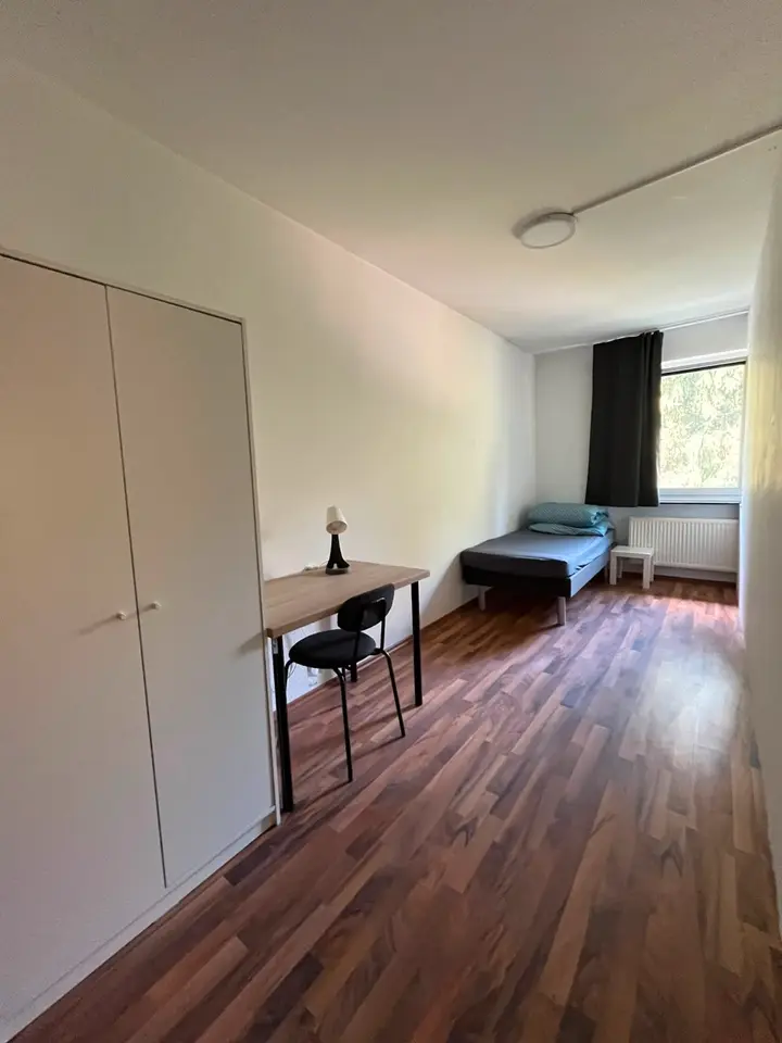 WG-Zimmer mit 70 m² in Essen – Bild 1