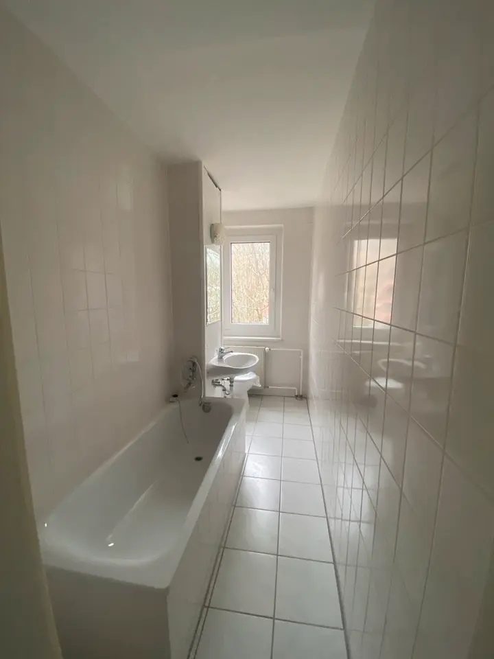 3 Zimmer Wohnung mit 48 m² in Suhl – Bild 3