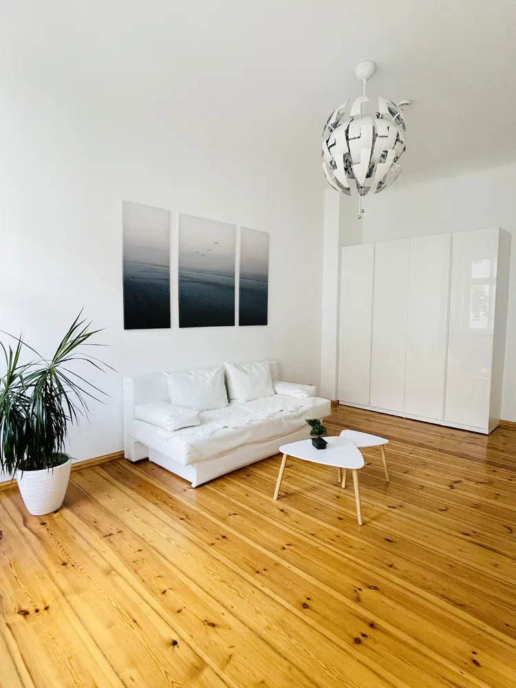 2 Zimmer Wohnung mit 73 m² in Berlin – Bild 2
