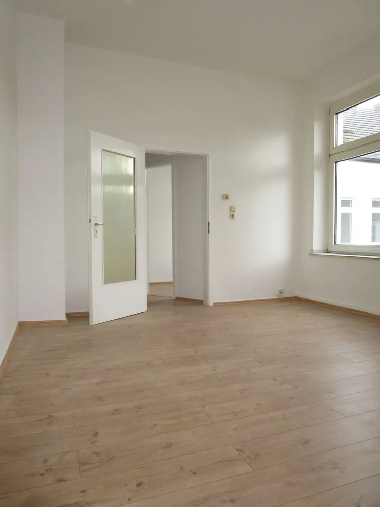 1 Zimmer Wohnung mit 37 m² in Krefeld – Bild 1