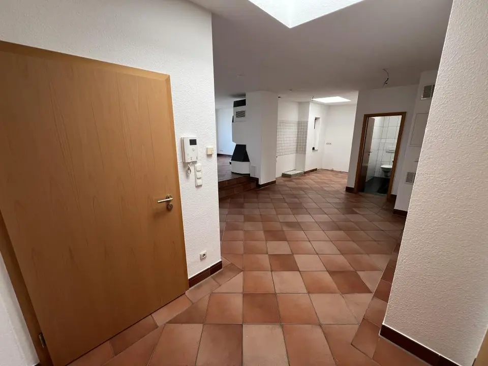 4 Zimmer Wohnung mit 135 m² in Gera – Bild 8