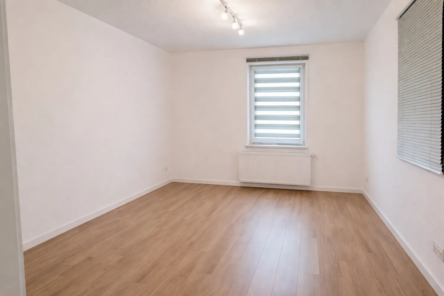 2 room apartment with 50 m² in Augsburg – Photo 8