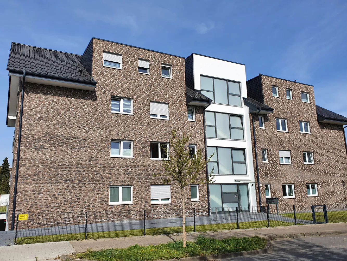 2 Zimmer Wohnung mit 79 m² in Bielefeld – Bild 1