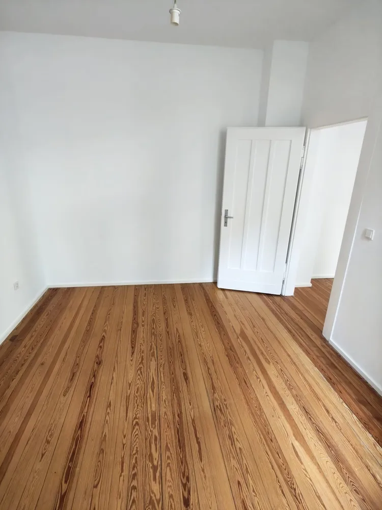 4 Zimmer Wohnung mit 100 m² in Saarbrücken – Bild 1