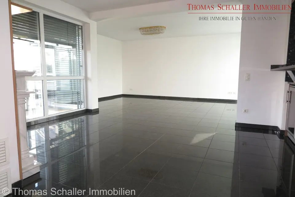 5 Zimmer Wohnung mit 240 m² in Fürth – Bild 3