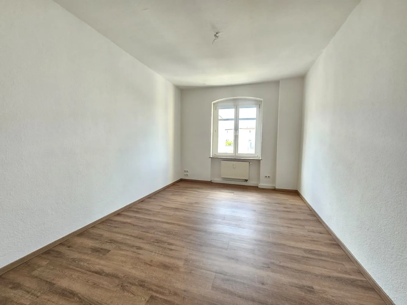 4 Zimmer Wohnung mit 92 m² in Magdeburg – Bild 6