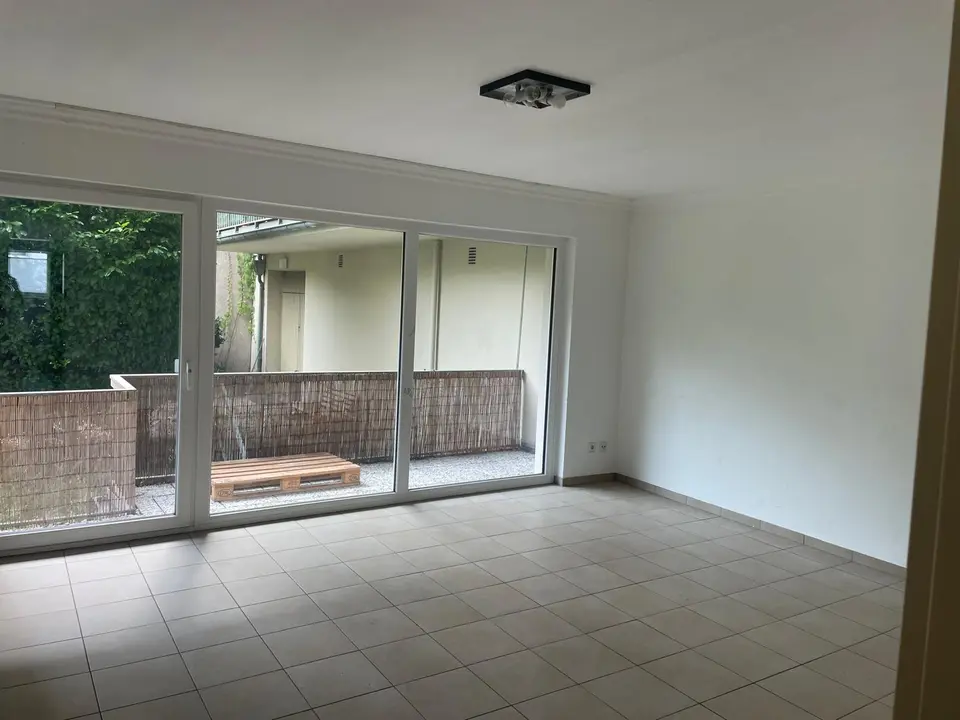 2 room apartment with 40 m² in Düsseldorf – Photo 3