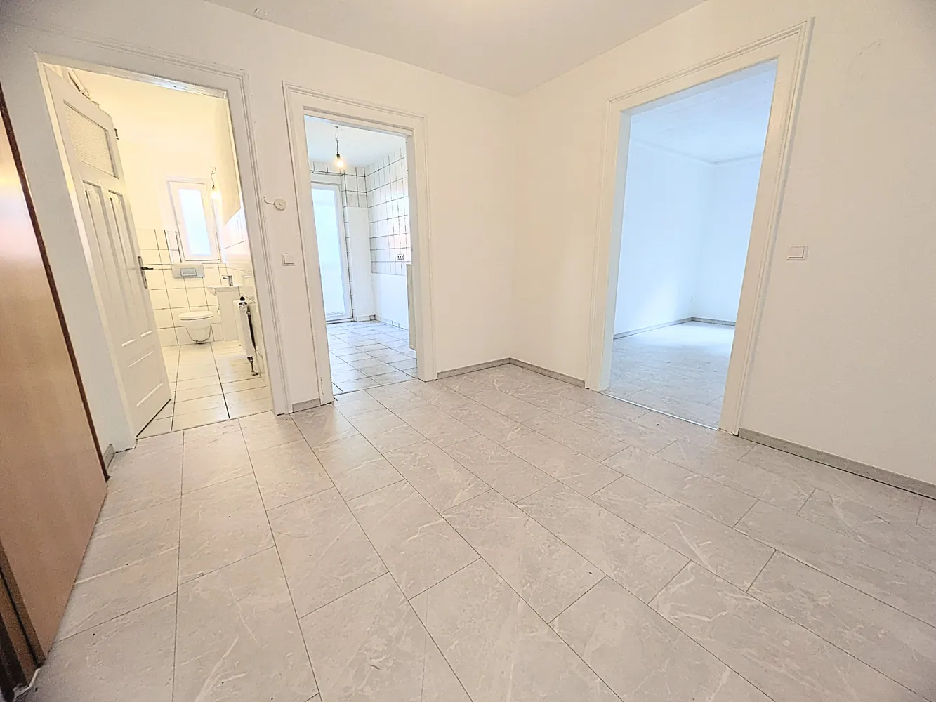 3 Zimmer Wohnung mit 93 m² in Stuttgart – Bild 4