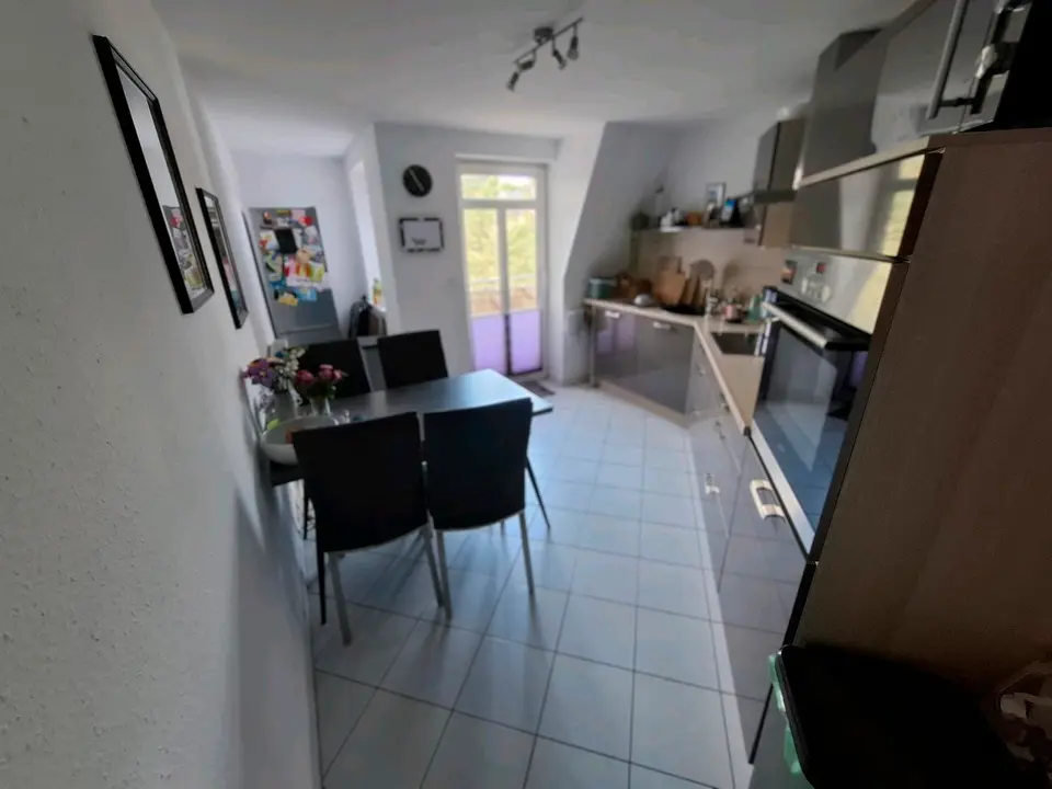 3 Zimmer Wohnung mit 87 m² in Zwickau – Bild 3