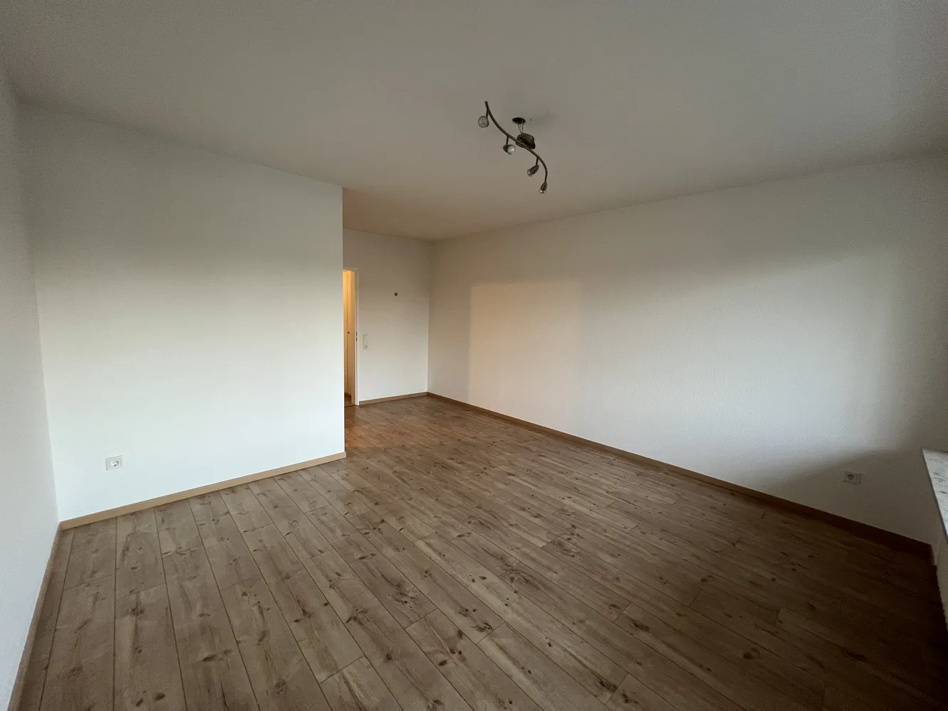 1 Zimmer Wohnung mit 32 m² in Köln – Bild 5