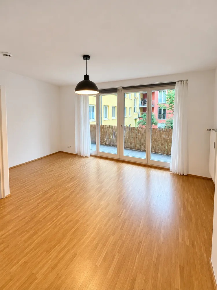 2 room apartment with 61 m² in Munich – Photo 8