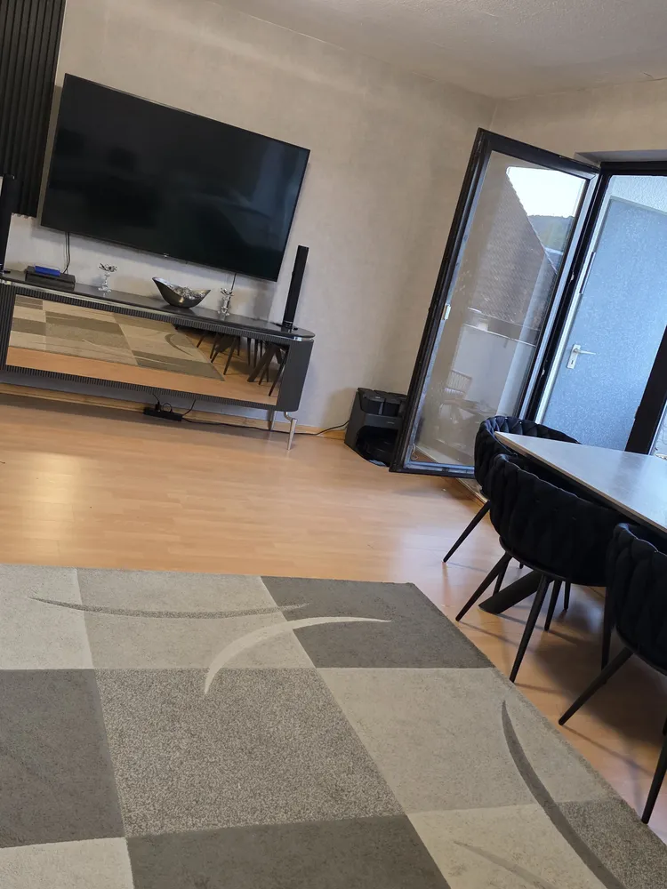 2 Zimmer Wohnung mit 75 m² in Wuppertal – Bild 2