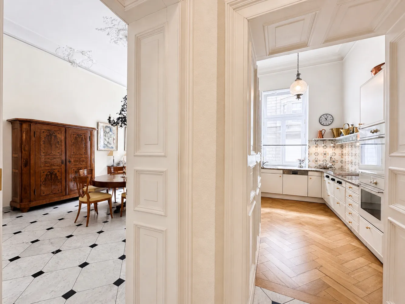 6 Zimmer Wohnung mit 245 m² in Düsseldorf – Bild 6