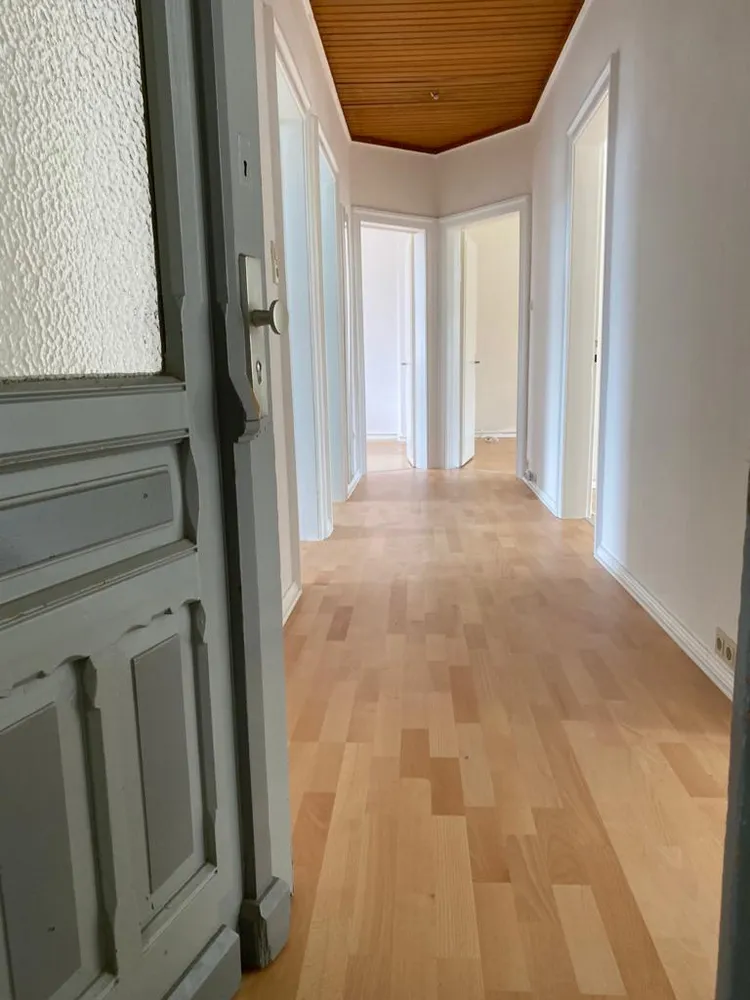 4 Zimmer Wohnung mit 114 m² in Hameln – Bild 2
