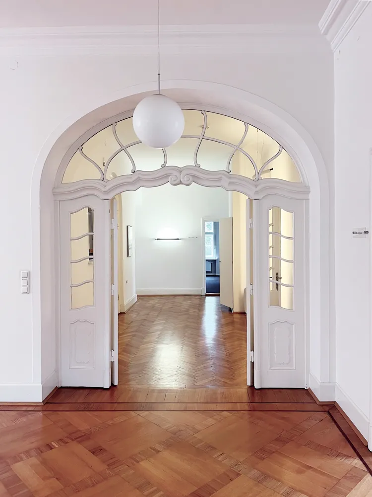6 Zimmer Wohnung mit 250 m² in Berlin – Bild 9