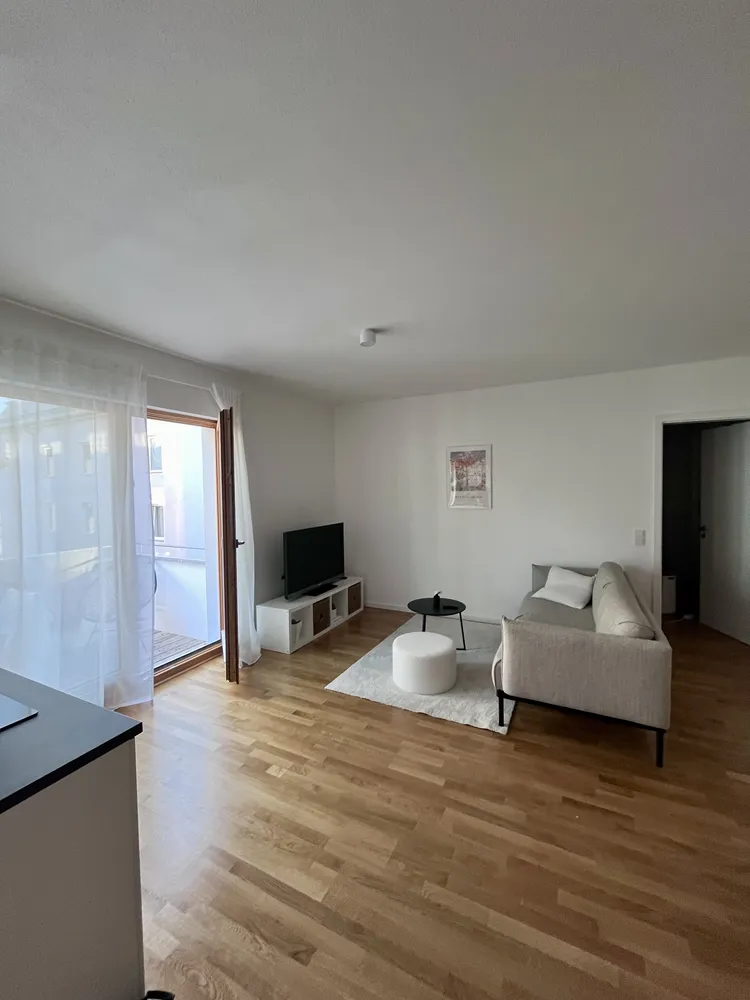 2 Zimmer Wohnung mit 60 m² in München – Bild 2