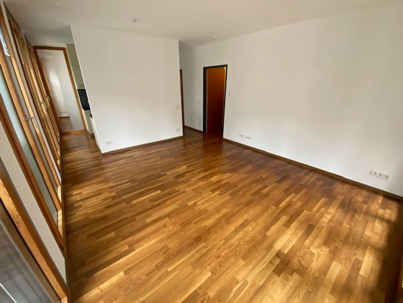 2 room apartment with 66 m² in Frankfurt am Main – Photo 2