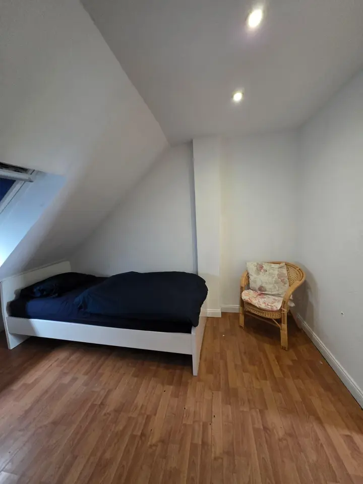 6 Zimmer Haus mit 115 m² in Pulheim – Bild 1